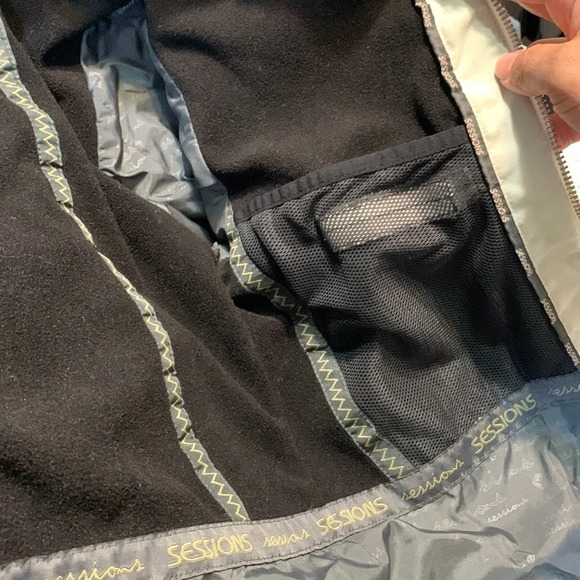 SESSIONS Terrain Serie’s XS cream colored women's jacket - Picture 4 of 7